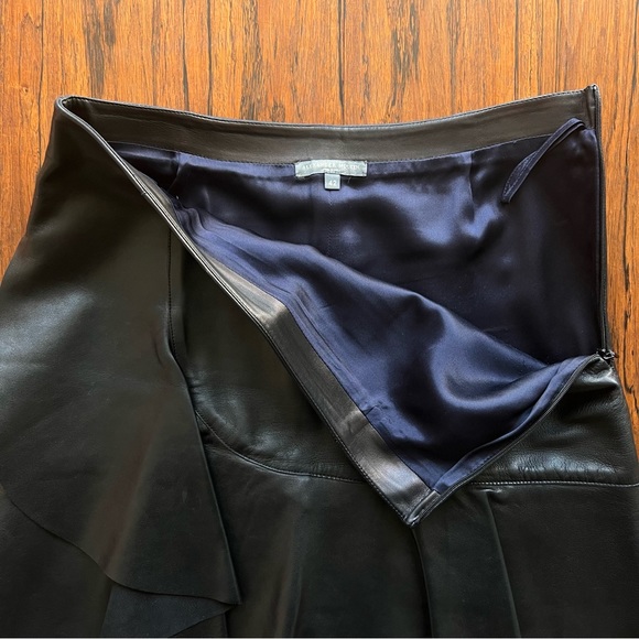 Alexander McQueen leather ruffle skirt - Picture 7 of 11